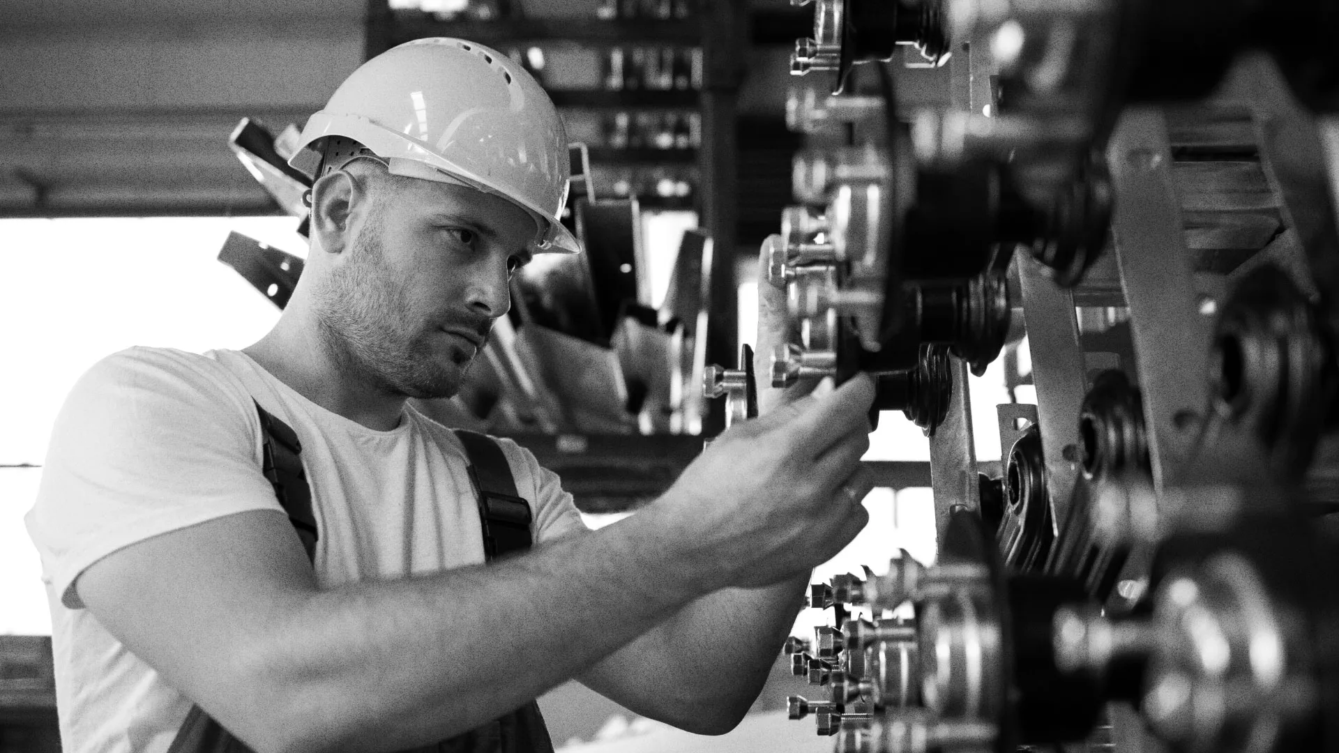 Разработка сайта для завода по продаже оборудования в Боброве